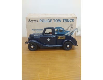 Mancave & Memorabilia (A1007) - Lot 326