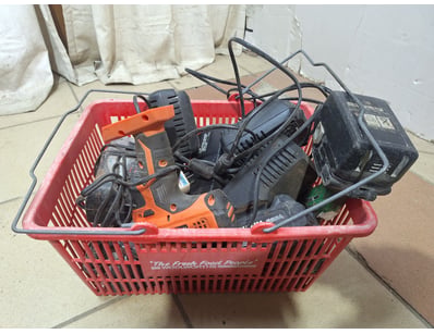 Assorted Tools

Inlcudes Hitachi Brushless Motor &...