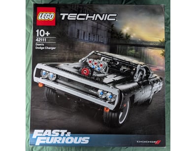 **UNRESERVED** LIFETIME COLLECTION OF LEGO PART... - Lot 135