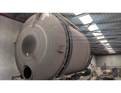 Mostly UNRESERVED POLY TANKs Manufacturer CLOSU... - Lot 258