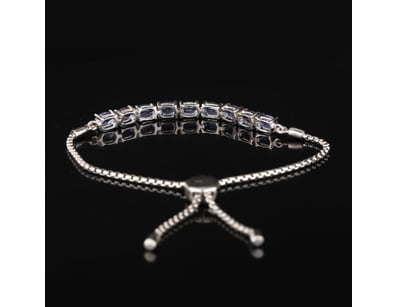 The Sterling Collection - Pendants, Rings, Brac... - Lot 178