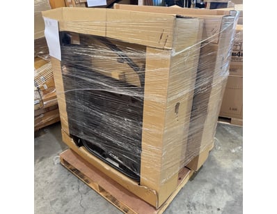 BRAND NEW Pallet of Car Parts Including 
Part No....