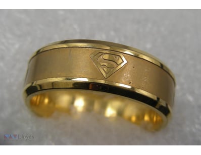 SUPERMAN RING SIZE 12        

Condition: Good - R...