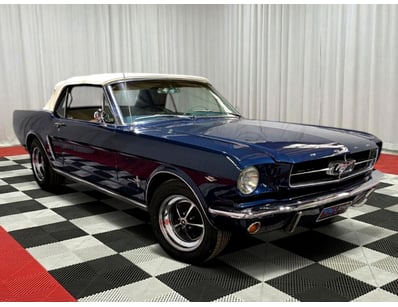 <b>1965 Ford Mustang Convertible - Midnight Blue -...