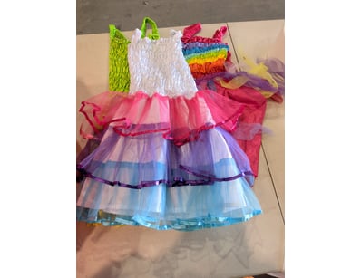 Fairy Dresses, Various colours Size: XXL, QTY: 24...