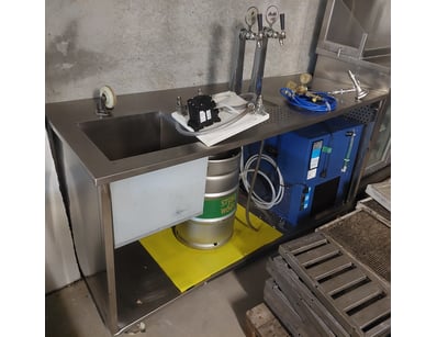 Professional stainless steel beer dispensing syste...