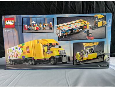 **UNRESERVED** LIFETIME COLLECTION OF LEGO PART... - Lot 256