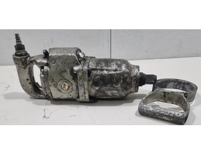 UNRESERVED Logistics Company Workshop Clearance - Lot 22
