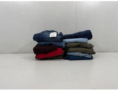 Entire Vintage Clothing Store Liquidation (ON11821) - Lot 84