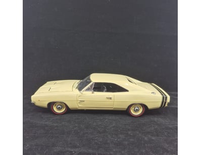 SINGLE VENDOR LIFETIME COLLECTION (A1001) - Lot 1010