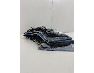 Entire Vintage Clothing Store Liquidation (ON11821) - Lot 80