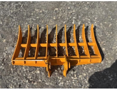 UNRESERVED Factory Direct Lawn Mowers, Golf Cart... - Lot 30