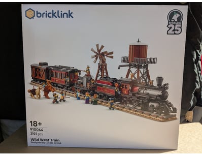 **UNRESERVED** LIFETIME COLLECTION OF LEGO PART... - Lot 108