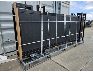 UNRESERVED BBQ House, Containers & Gates - Lot 11