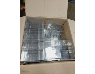 LOT OF CLEAR ACRYLIC DISPLAY CASES/BOXES

Item Siz...