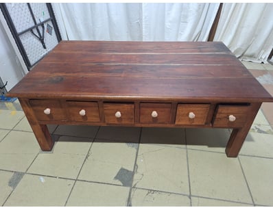 House & Homewares (A91001) - Lot 1404