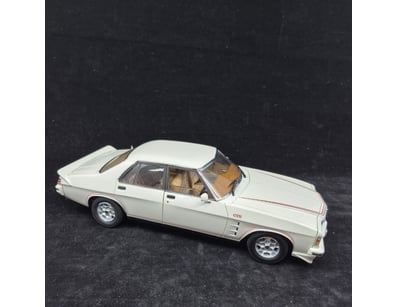 SINGLE VENDOR LIFETIME COLLECTION (A1001) - Lot 1022