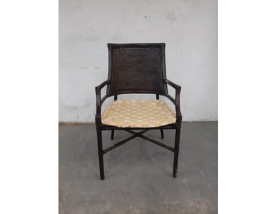 UNRESERVED Luxury Kangaroo Point Estate Furnitu... - Lot 294