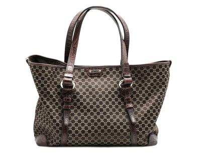 Designer Vault (A984) - Lot 6736