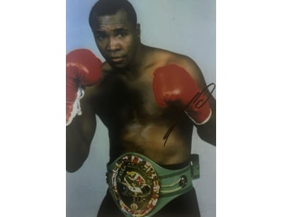 Mancave & Memorabilia (A977) - Lot 1400