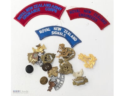 COLLECTION OF ROYAL NEW ZEALAND MILITARY BADGES AN...