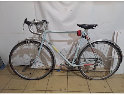 Sport, Leisure & Lifestyle (A1007) - Lot 801