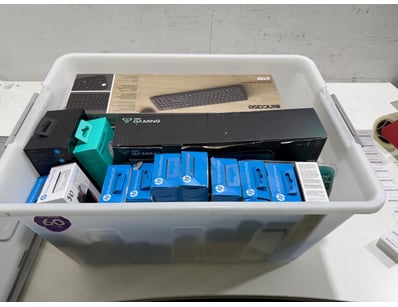 Assorted Bulk Lot

Includes Keyboard, Mouse & Gami...