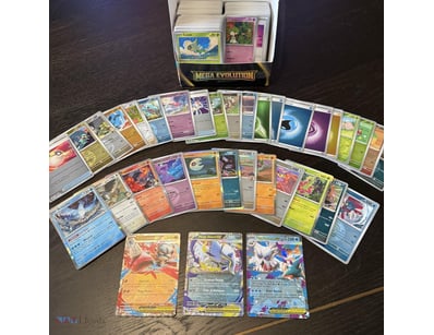 ASSORTED BULK POKÉMON CARDS 

Including Holos, Meg...