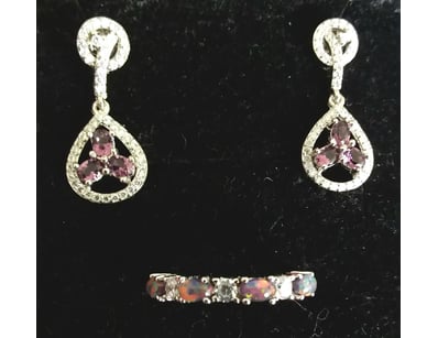 Thrift Shop (A977) - Lot 2401