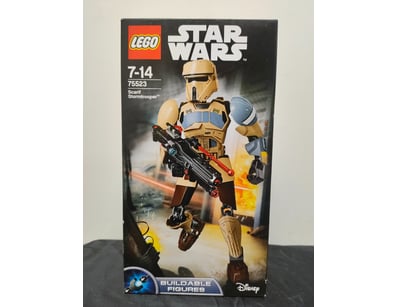 **UNRESERVED** COOKIE'S LIFETIME COLLECTION OF ... - Lot 104