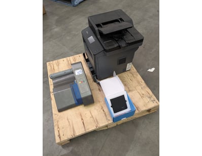 Sporting Gear, Home & Decor (WAA980) - Lot 94