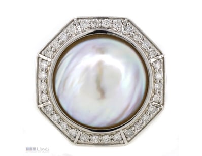 14K WHITE GOLD, WHITE CULTURED SOUTH SEA MABE PEAR...