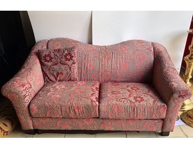 House & Homewares (A1006) - Lot 272