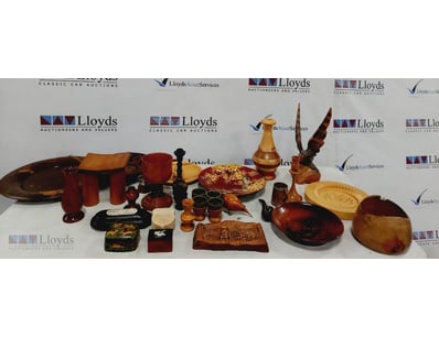 ASSORTED WOODEN ITEMS INCLUDING, SCOTTISH THISTLE ...