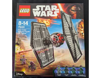 UNRESERVED COOKIES LIFETIME COLLECTION OF LEGO ... - Lot 528