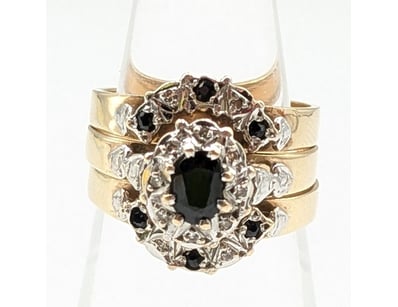 10CT YELLOW GOLD THREE STACKED SAPPHIRE AND DIAMON...
