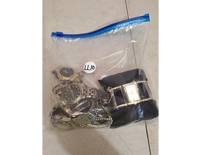 The Curio Collection (A985) - Lot 1025