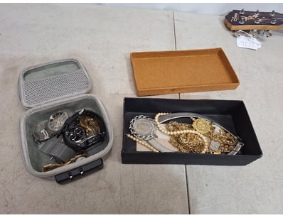 5 x assorted watches, Seiko, Forge & Foster skelet...