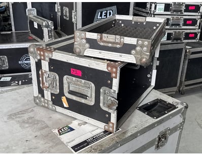 Mostly Unreserved Ex-Rental Audio & Visual Equi... - Lot 104