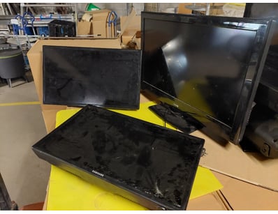 Lot of 3 vintage LCD televisions for parts or repa...
