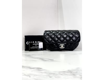 Designer Vault (A979) - Lot 6827
