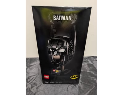 **UNRESERVED** LIFETIME COLLECTION OF LEGO PART... - Lot 333