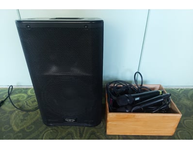 UNRESERVED Cabaret Club + Restaurant Liquidation... - Lot 17