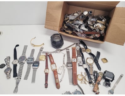 Affordable Watch Market (A1000) - Lot 622