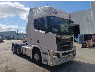 Multi-Million Dollar Modern Transport Fleet (ON1... - Lot 10