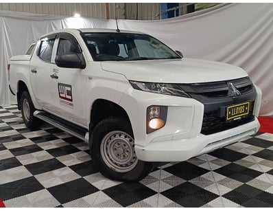 Passenger, Luxury & Commercial Vehicles Auction - Lot 300