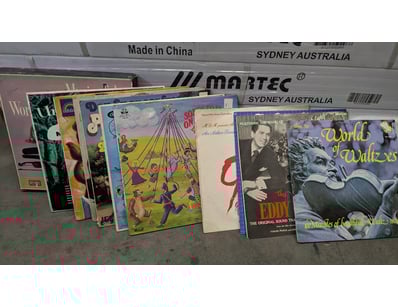 Antiques, Vintage & Interior Treasures (A1005) - Lot 861