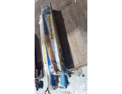 MOSTLY UNRESERVED 4x4 WORKSHOP BUSINESS CLOSURE... - Lot 207