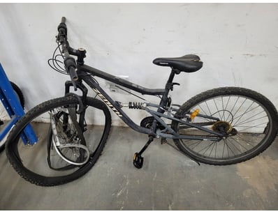 Police Seized Property & Unclaimed Jewellery (A... - Lot 507