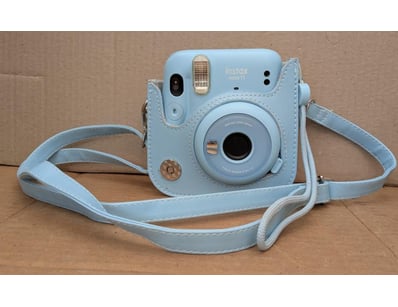 Gadgets, Music & Pastimes (A988) - Lot 663